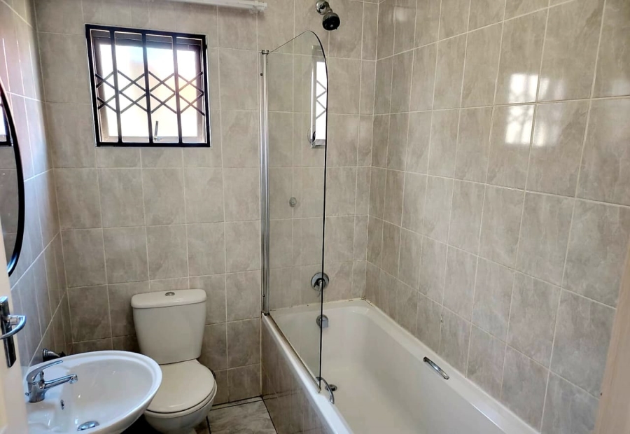 2 Bedroom Property for Sale in Graceland Eastern Cape